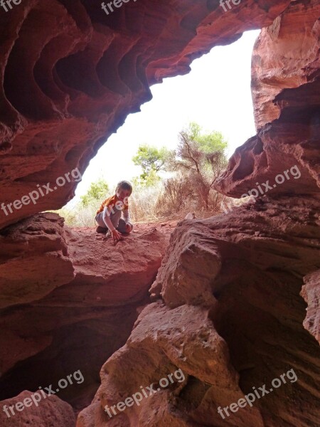 Cave Red Sandstone Child Excursion Priorat