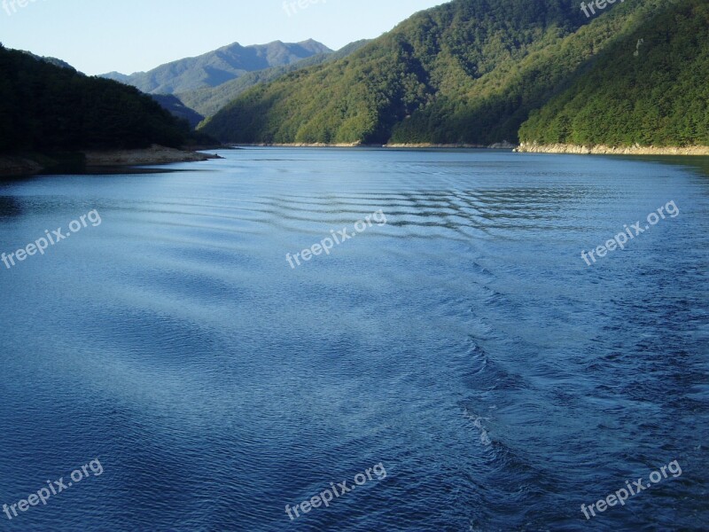 Reservoir Lake Water Mountain Nature