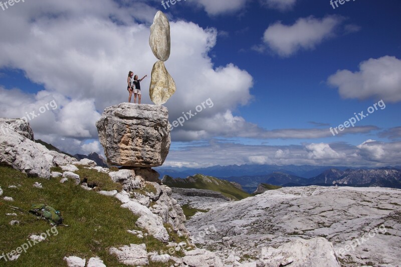 Stonestecking Stones Puez Dolomites Balance