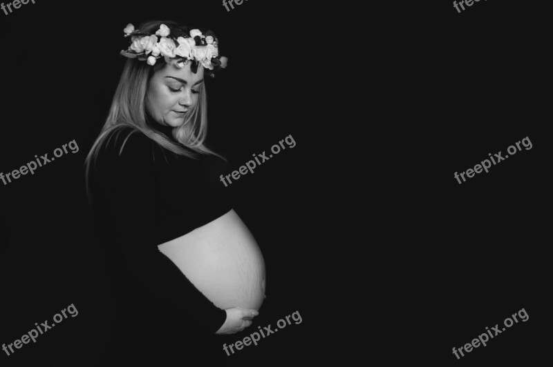 Pregnancy Motherhood Childbirth To Give Birth Pregnant