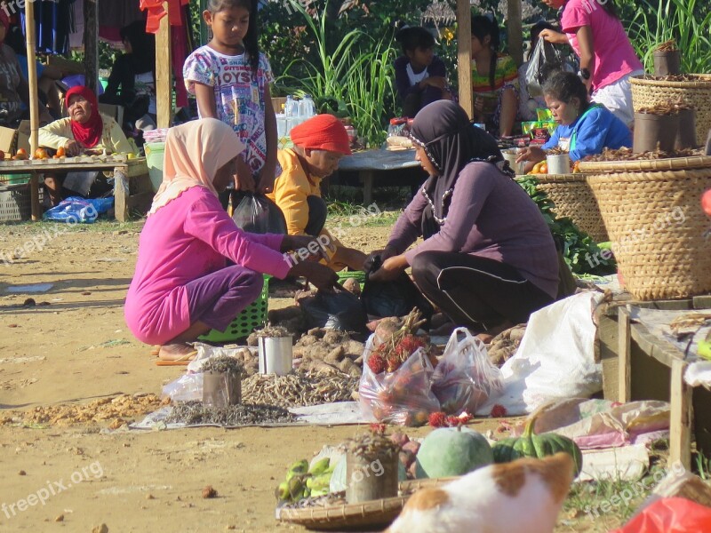 Mabulogo Market Fish Bazaar Sale