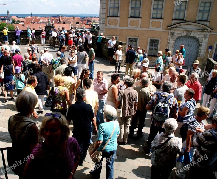 Human Quantitative Crowded Road City