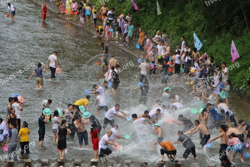 Lishui Qingyuan Songkran Festival Water