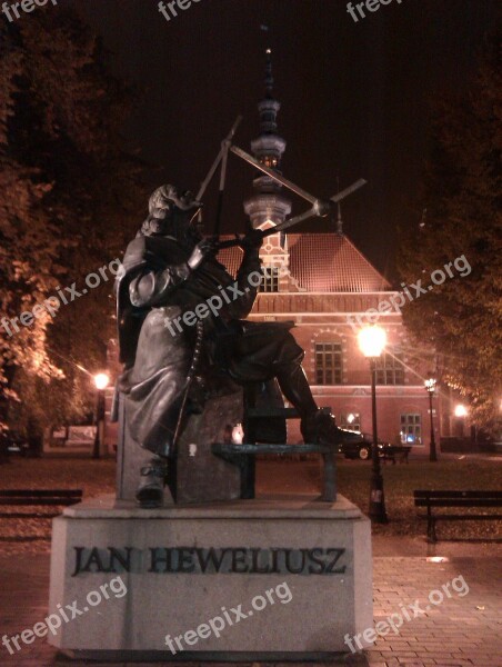 Johannes Hevelius Gdańsk Monument Night City