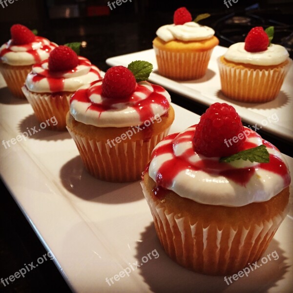 Cupcake Raspberry Dessert Food Sweet