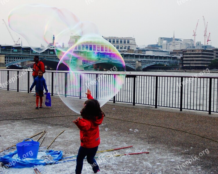 Bubbles Street Artist Children Joy Artistic