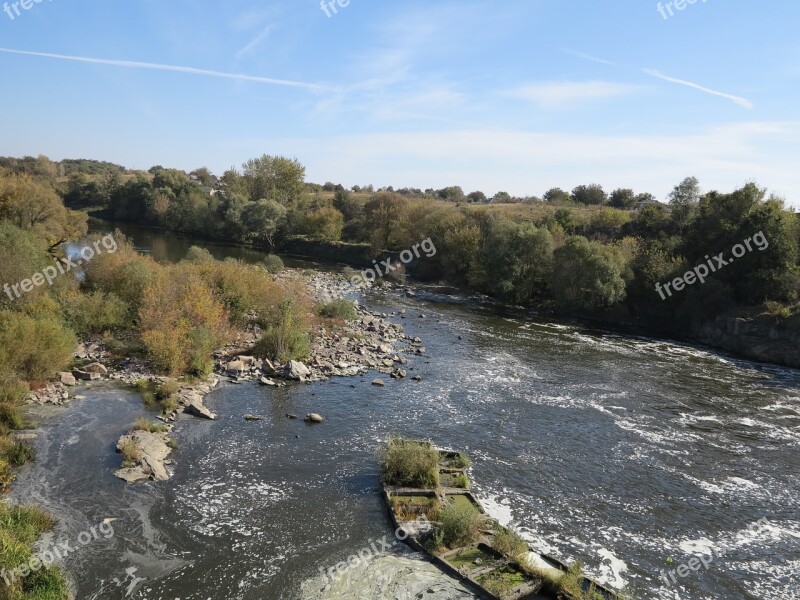 Ros River Thresholds Stream Landscape