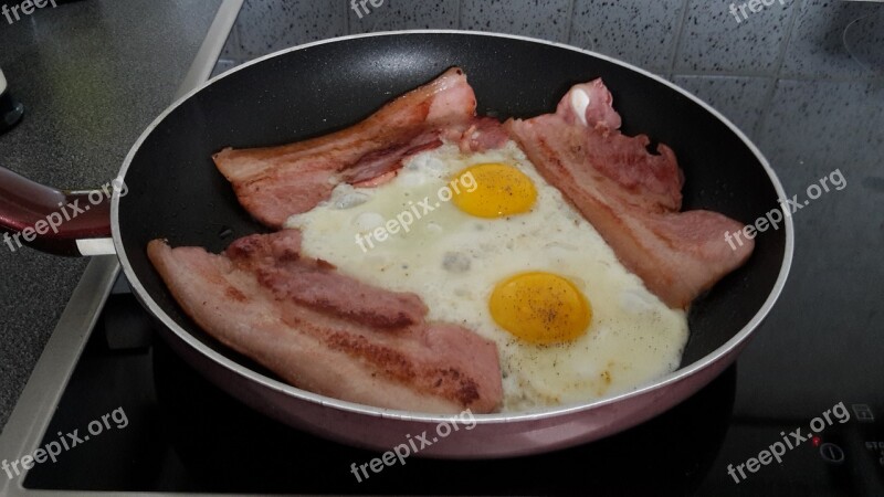 Fricassee Eggs Yellow White Bacon