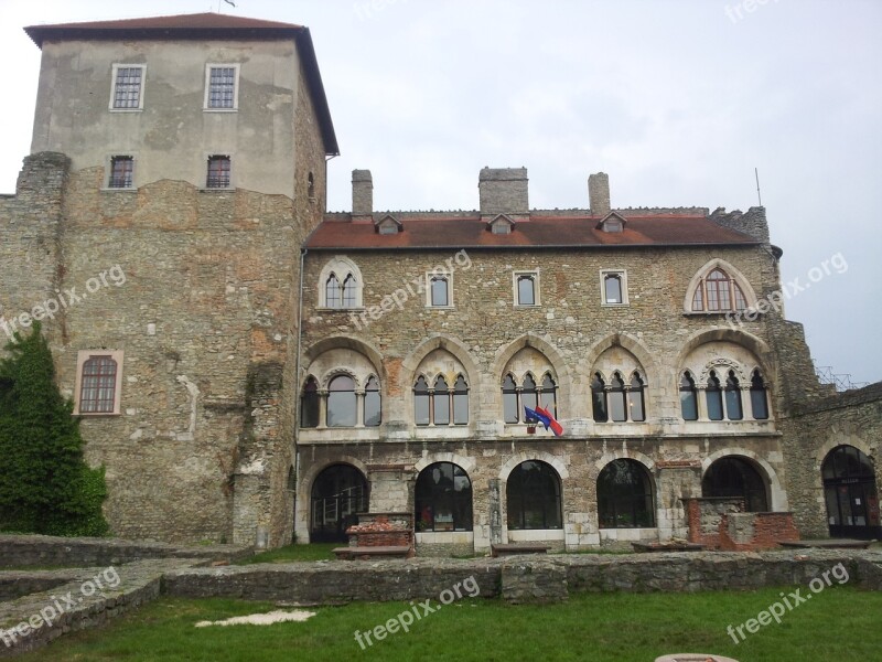 Castle Tata Building Medieval Hungary