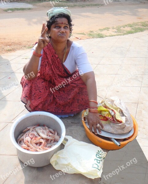 Fish Wife Prawns Sale Haggle Price