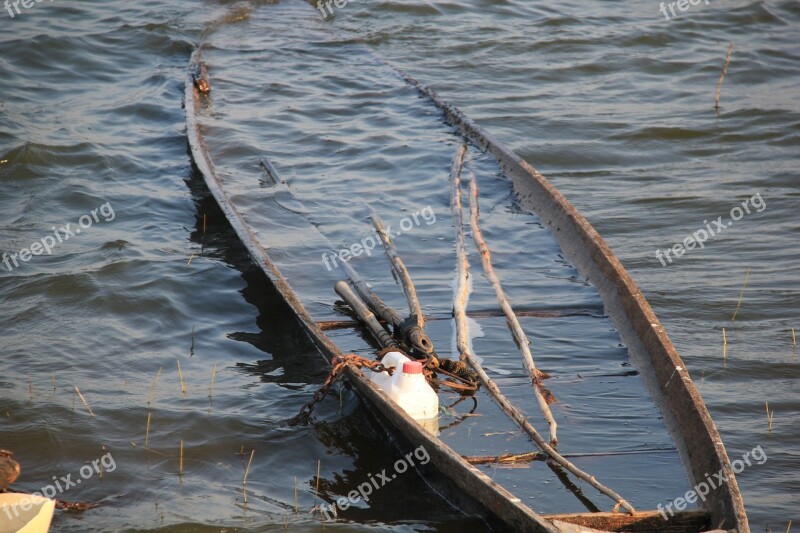 Sunken Boat Lake Water Nature