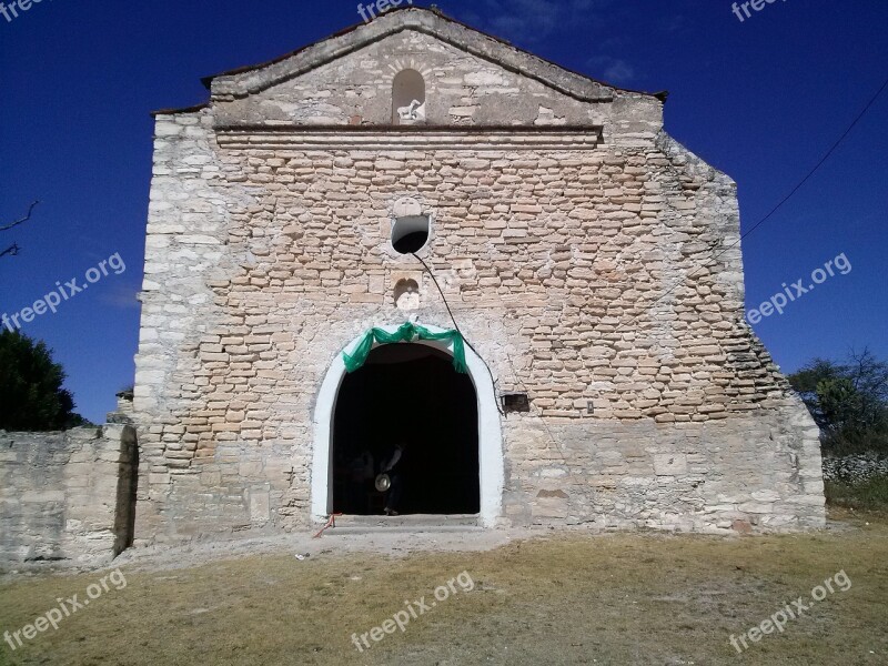 Church Grass Room People Oaxaca