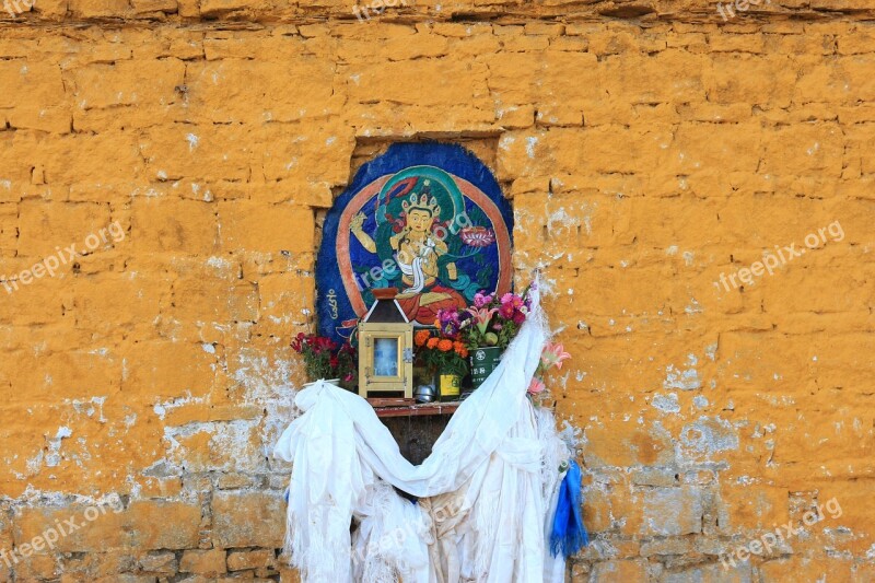 The Potala Palace Fence Buddha Statues Tibet Faith