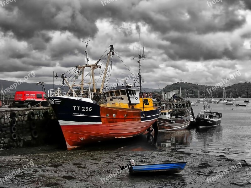 Boats Fishing Mud Water Fishing Boat