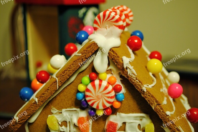 Gingerbread House Candy Christmas Gingerbread House