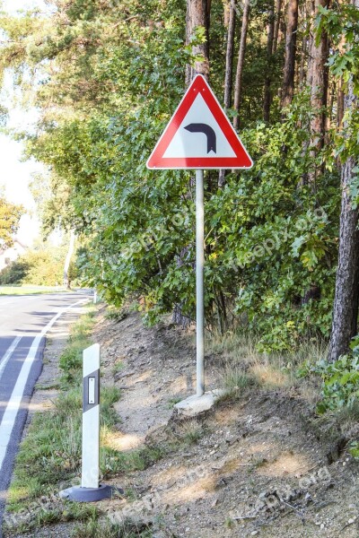 Traffic Sign Curve Street Sign Warning Note