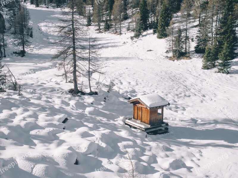 Woods Mountains Winter Snow Cabin