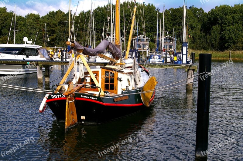 Marina Sailing Vessel Port Boats Ship