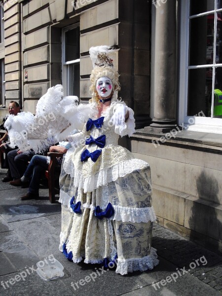 Edinburgh Fringe Street Performer Festival