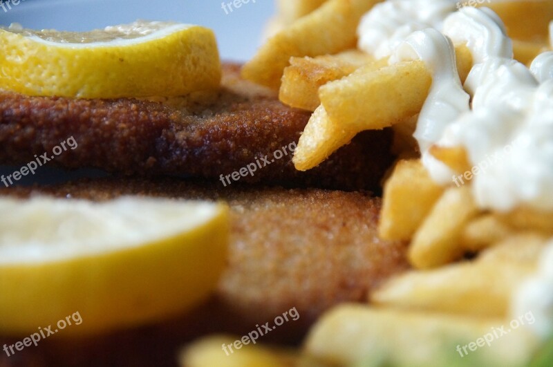 Schnitzel Viennese Kind Dinner Restaurant French Fries