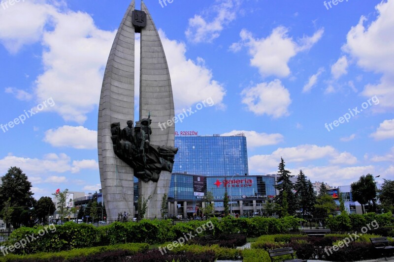 Monument City Architecture A Large Statue Of Tour