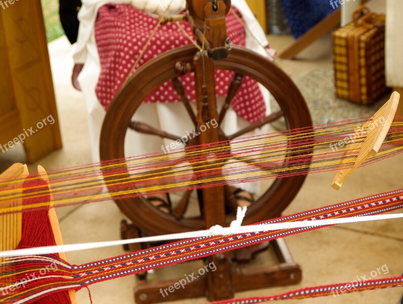 Romania Wool Weaving Spinning Wheel Museum