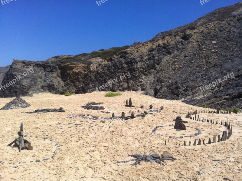 Landart Portugal West Coast Stones Art