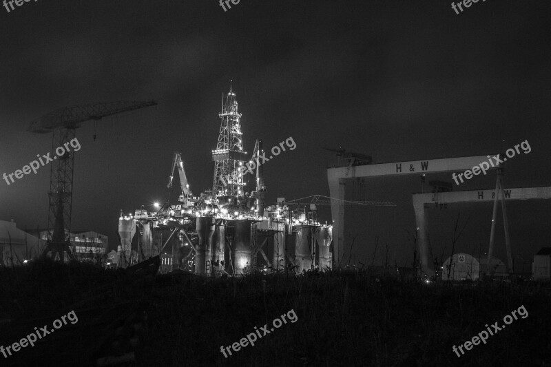 Belfast Oil Rig Harland Shipyard