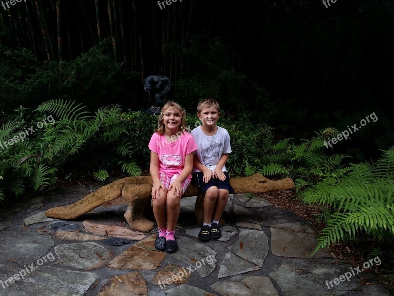 Kids Together Alligator Bench Garden