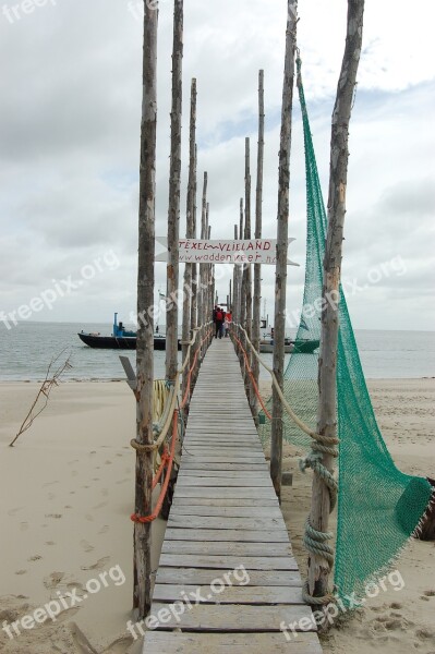 Texel Vlieland Scaffolding Boat Beach