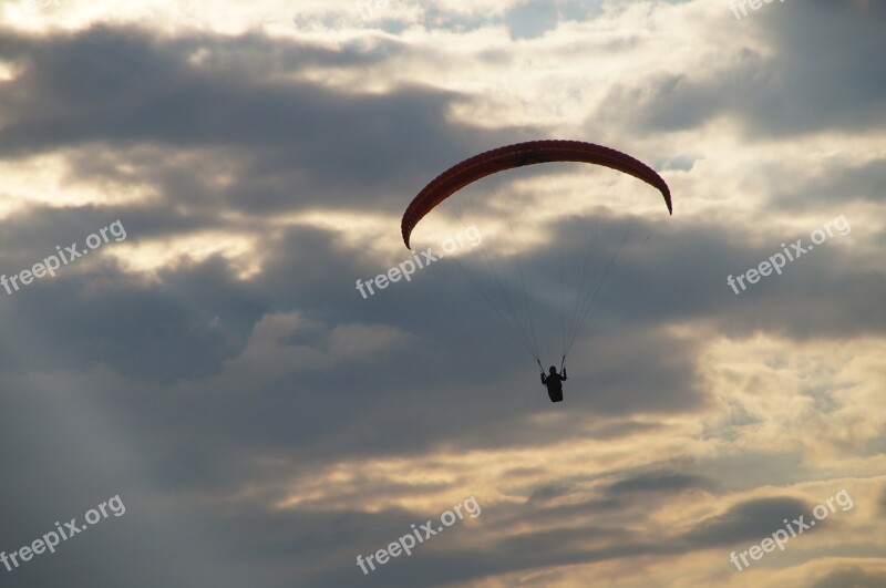 Paragliding Gleitschrimflieger Paraglider Flying Sun