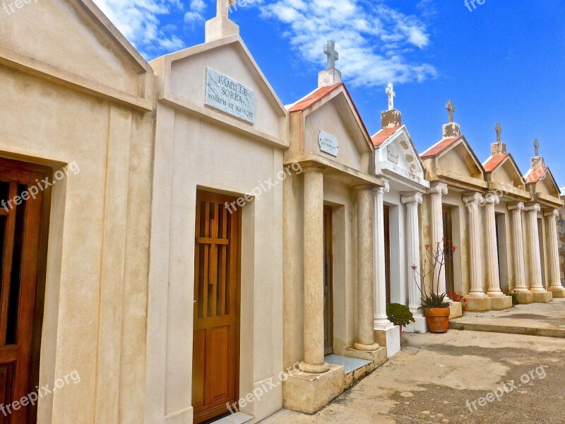 Tombs Mausoleum Graves Row Monuments