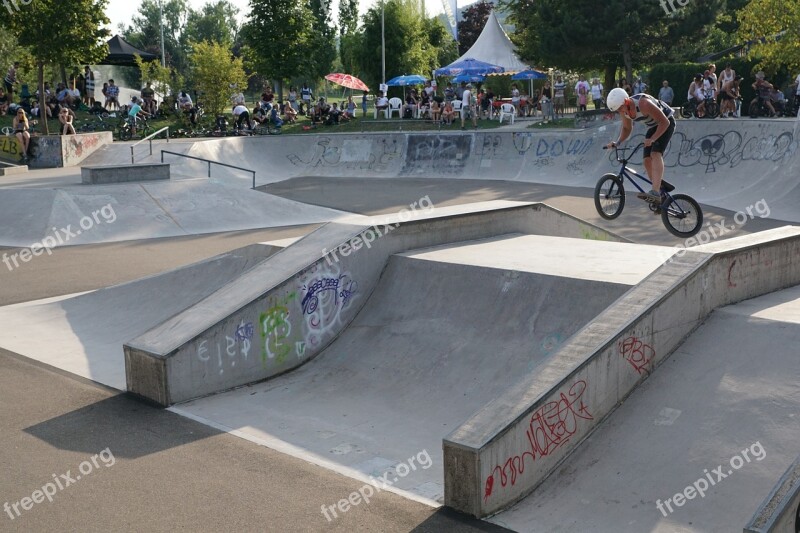 Bmx Bike Drive Jump Fun