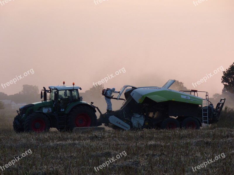 Land Bauer Farmer Agriculture Harvest