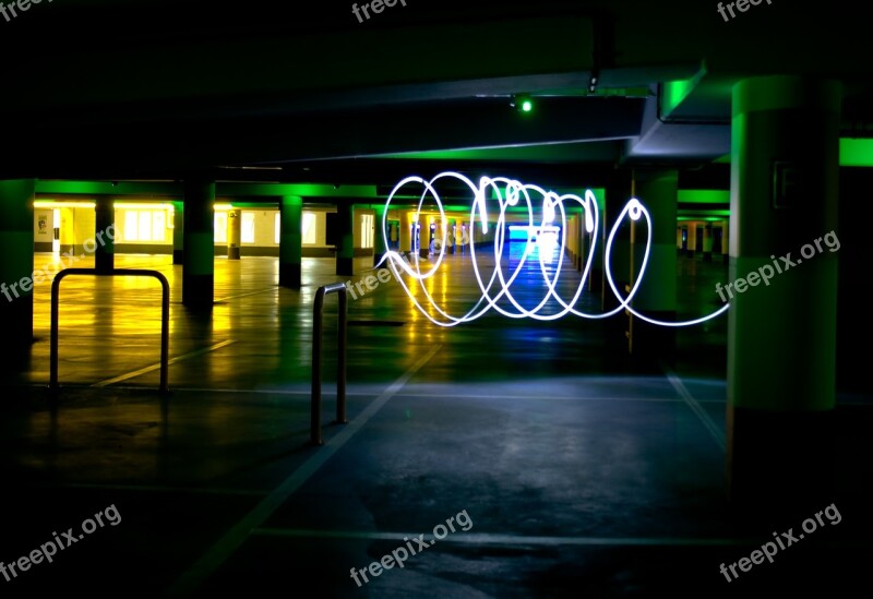 Ottignies-louvain-la-neuve Parking Basement Effect Green Light