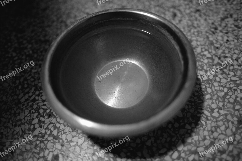 Drinking Water Bowl Water Bubbles Air