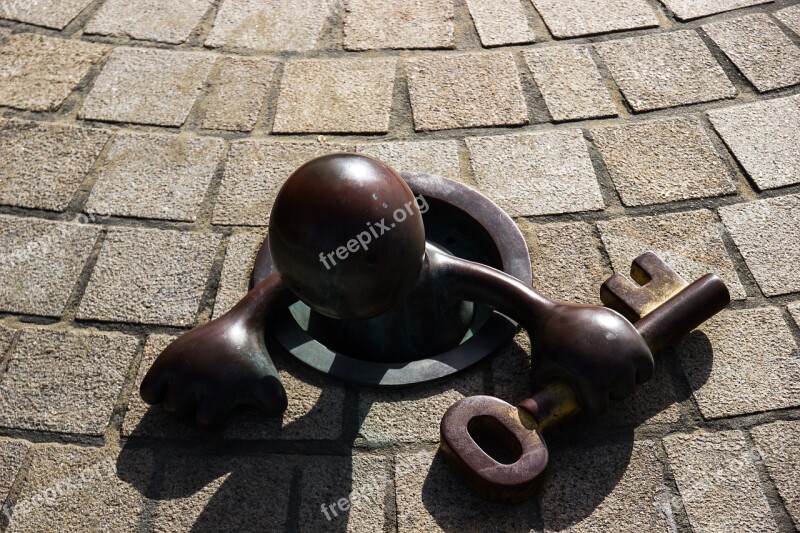 Bronze Images Beelden Aan Zee Tom Otterness Scheveningen