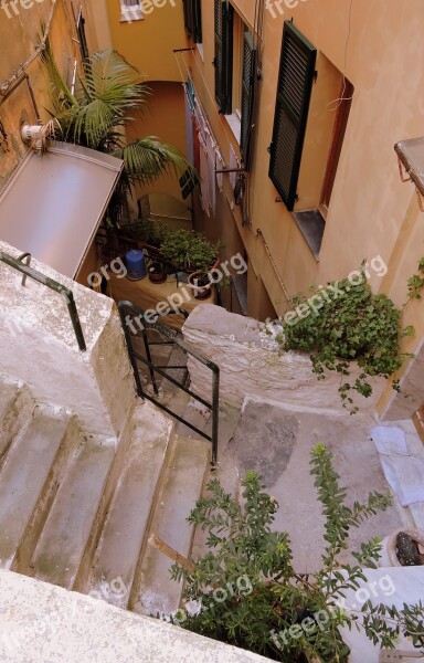 Stairs Tight Alley Houses Green