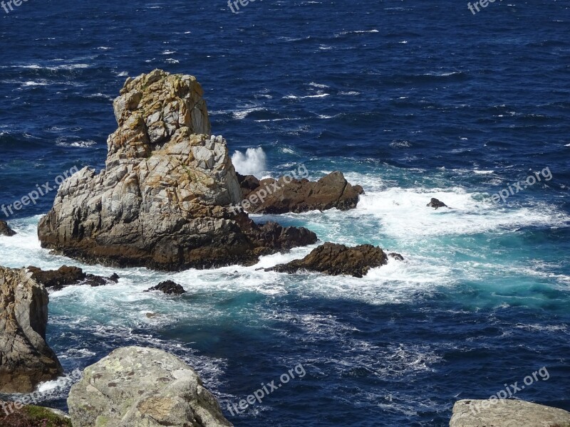 Brittany Cornouaille Rock Tip Of The Van Finistère