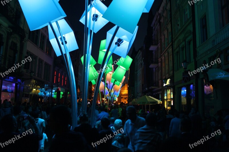 Advertising People Light Toruń The Art Of