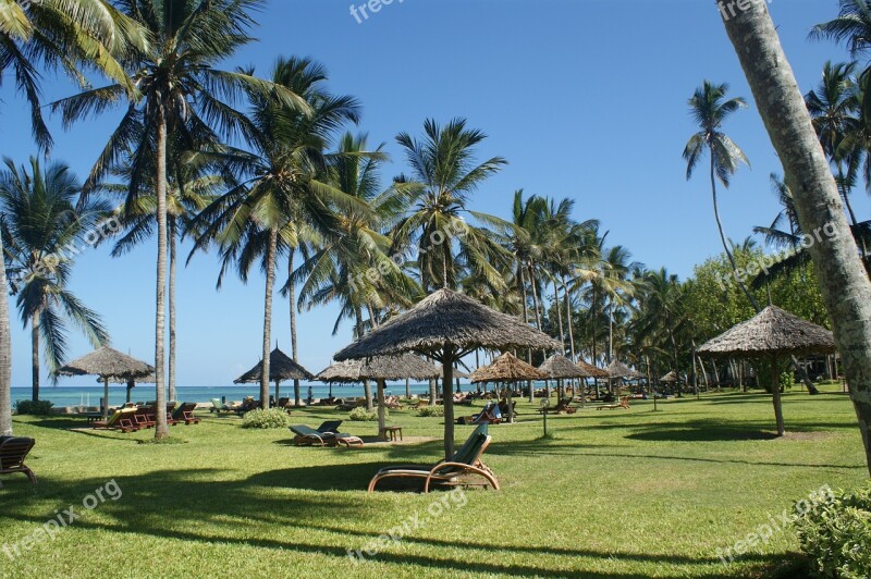 Palms Beach Holiday Kenya Vacation