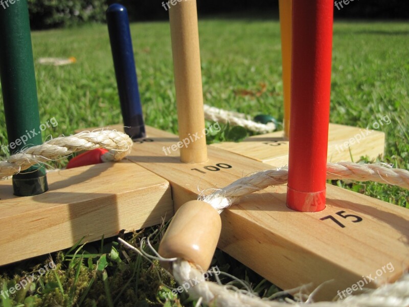 Play Hoop-la Rings Wood Garden