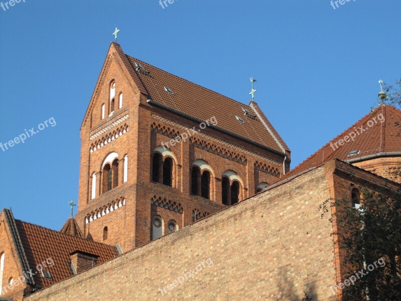 Rosenkranz-basilika Berlin Church Saddleback Roof Architecture