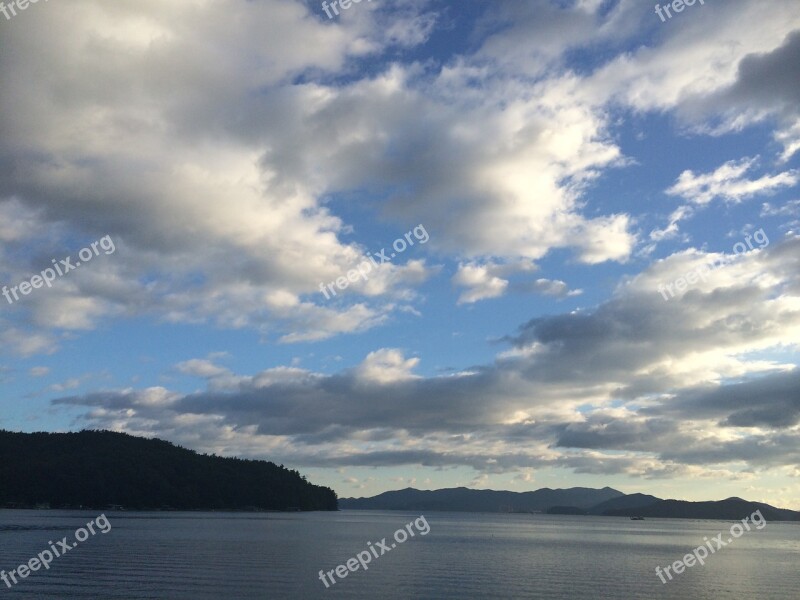 Gyeongnam Sea Cloud Island South Sea