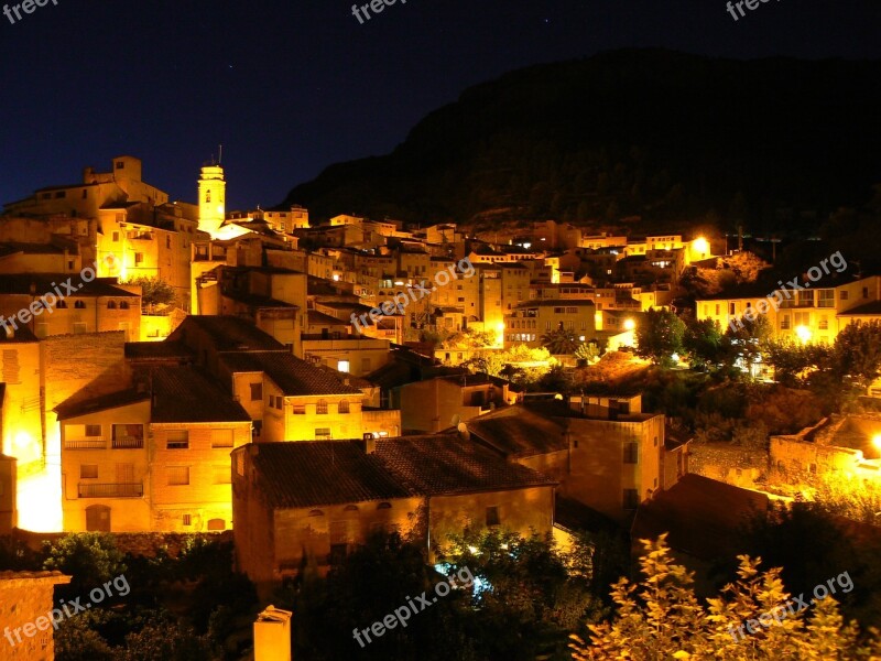 Vilella Baixa Night View People Priorat Free Photos