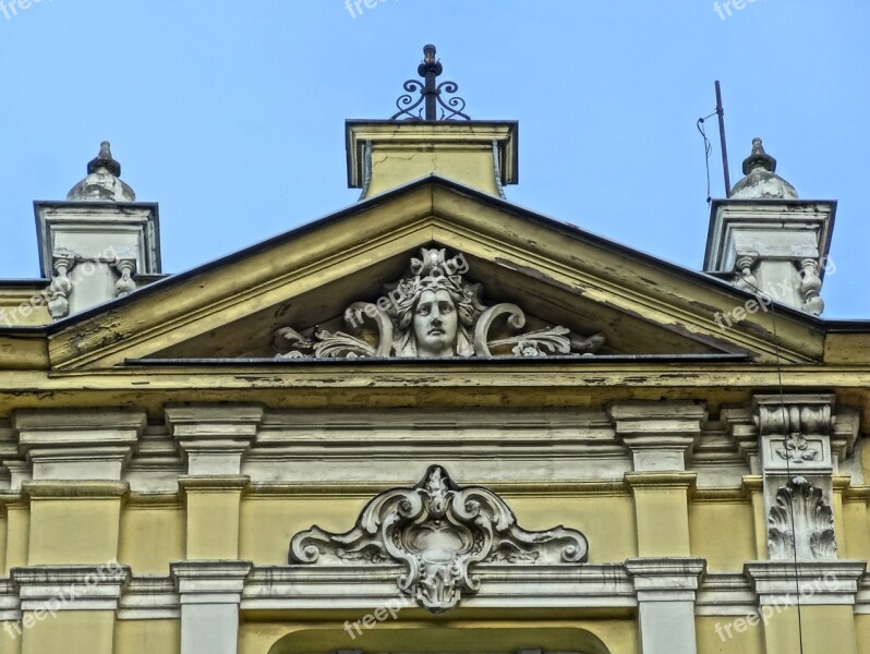 Welniany Rynek Bydgoszcz Tympanum Relief Sculpture