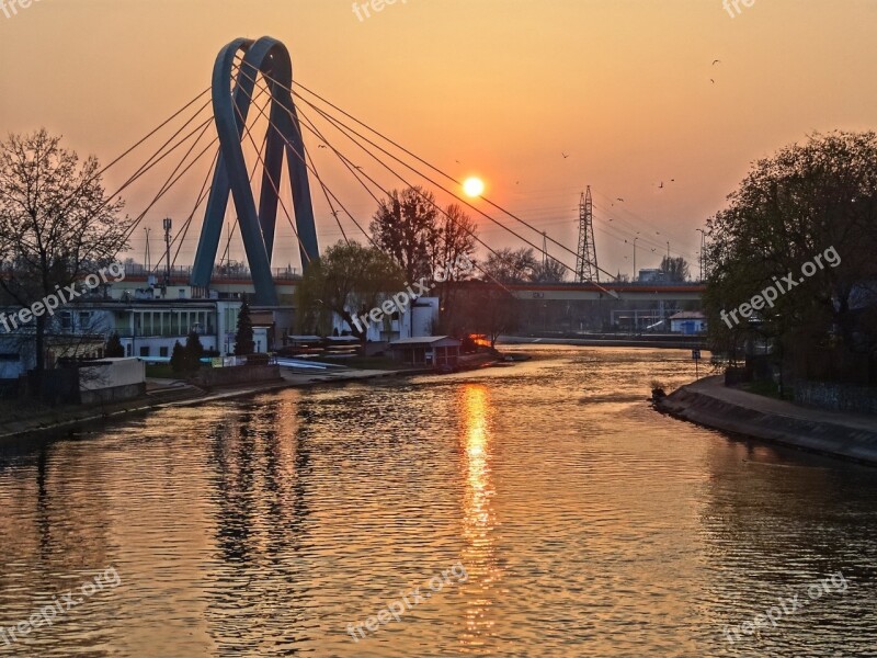 Most Uniwersytecki Bydgoszcz Bridge Pylon University