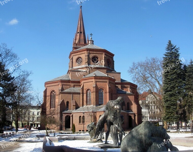 Fontanna Ptop Saints Peter And Paul Church Bydgoszcz Fountain Sculpture