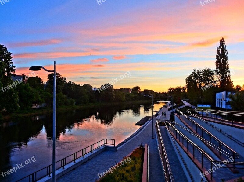 Bydgoszcz Downtown Embankment Promenade Brda