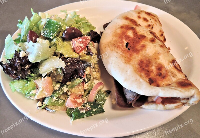 Salad Vegetables Pita Bread Spiced Beef Lamb